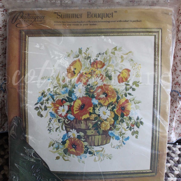 Vintage Floral Crewel Embroidery Kit, "Summer Bouquet" Paragon Needlecraft Creative Stitchery Kit # 0516, Design by Hallmark Cards