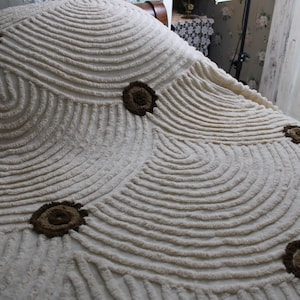 Vanilla Chocolate Swirl Vintage Chenille Bedspread, Swooping Scallop Design, 100% Cotton, FULL Size Midcentury Mod Bedding