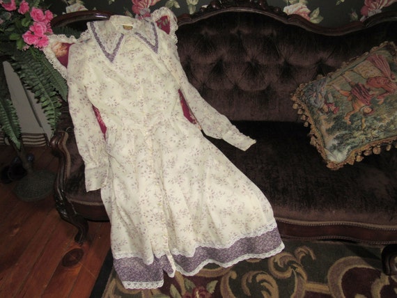 Plum Roses Gunne Sax Secret Garden Style Vintage 1