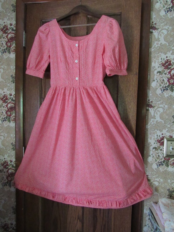 Gorgeous Coral Tulip Vintage Laura Ashley Carno Wa