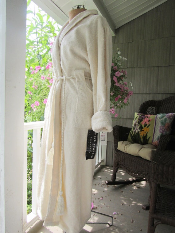 Supertex Australia Vintage Ivory Chenille Robe, Ma