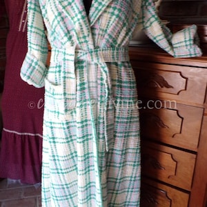 Retro Plaid Vintage Chenille Robe Ladies I Love Lucy Style 50s Bathrobe