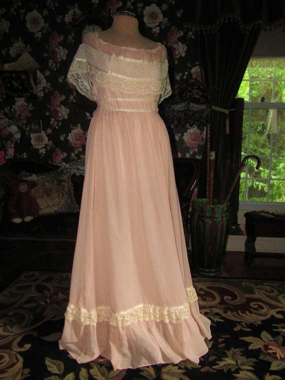 Dreamy Peach Glow Gunne Sax Vintage 1970s Prairie