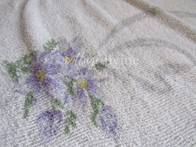 Craft Supplies & Tools Shabby Chic Lilac Lily Vintage White Chenille  Bedspread Quilt Fabric Piece 29 x 27 Dyeing & Batik