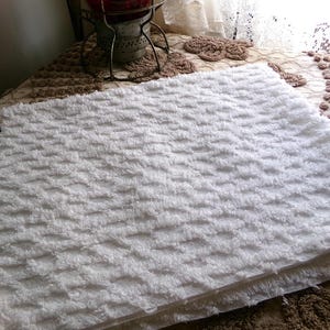 White Lattice Vintage Chenille Fabric, Simple Diamond Design 18" x 24" Sewing Quilt Material