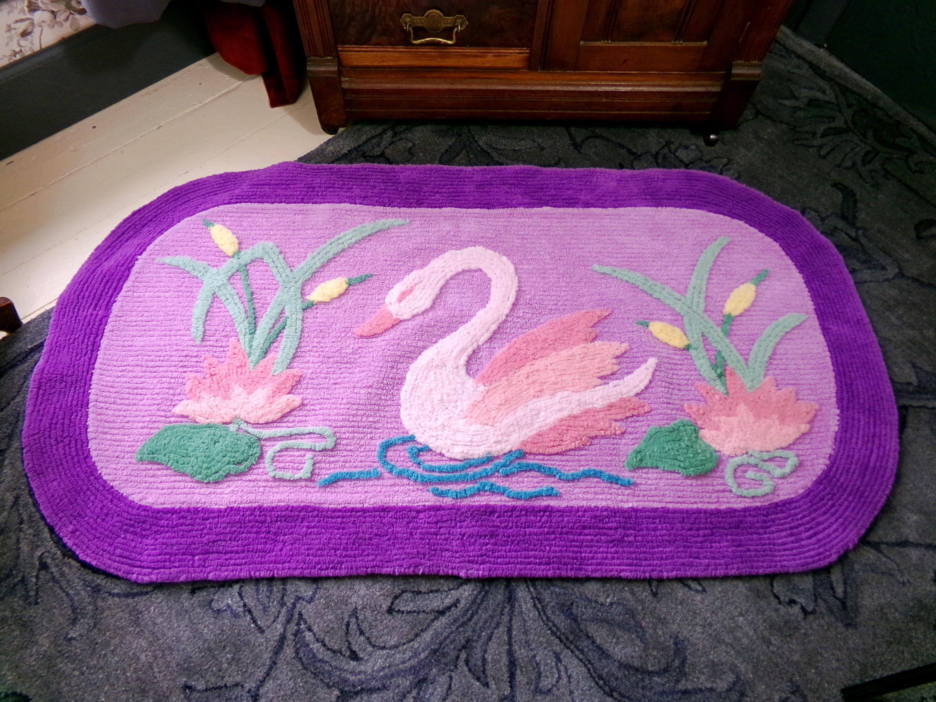 Vintage Swan Chenille Rug Purple Water Lily Decorative Accent Mat 49