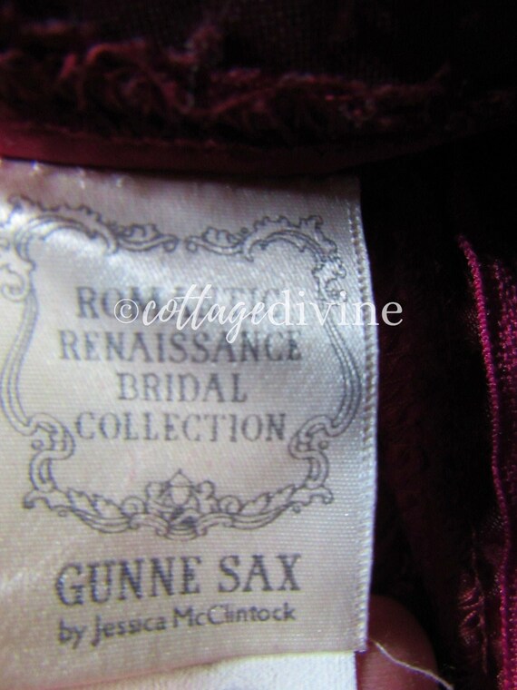 Romantic Renaissance Bridal Gunne Sax Vintage Bur… - image 10