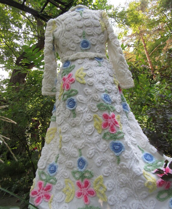 Fun Rainbow Wedding Cake Vintage Chenille Robe Han