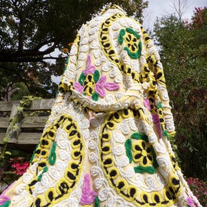 Plus Size Chenille Robe, Rise &#39;n Shine, XL XXL Bathrobe with Sculpted Cake Frosting Florals in Black & Sunny Yellow, Art to Wear