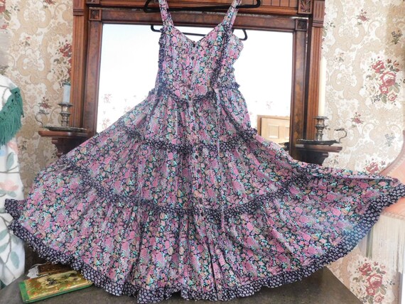 Flower Power Creation Paris Starina India Cotton V