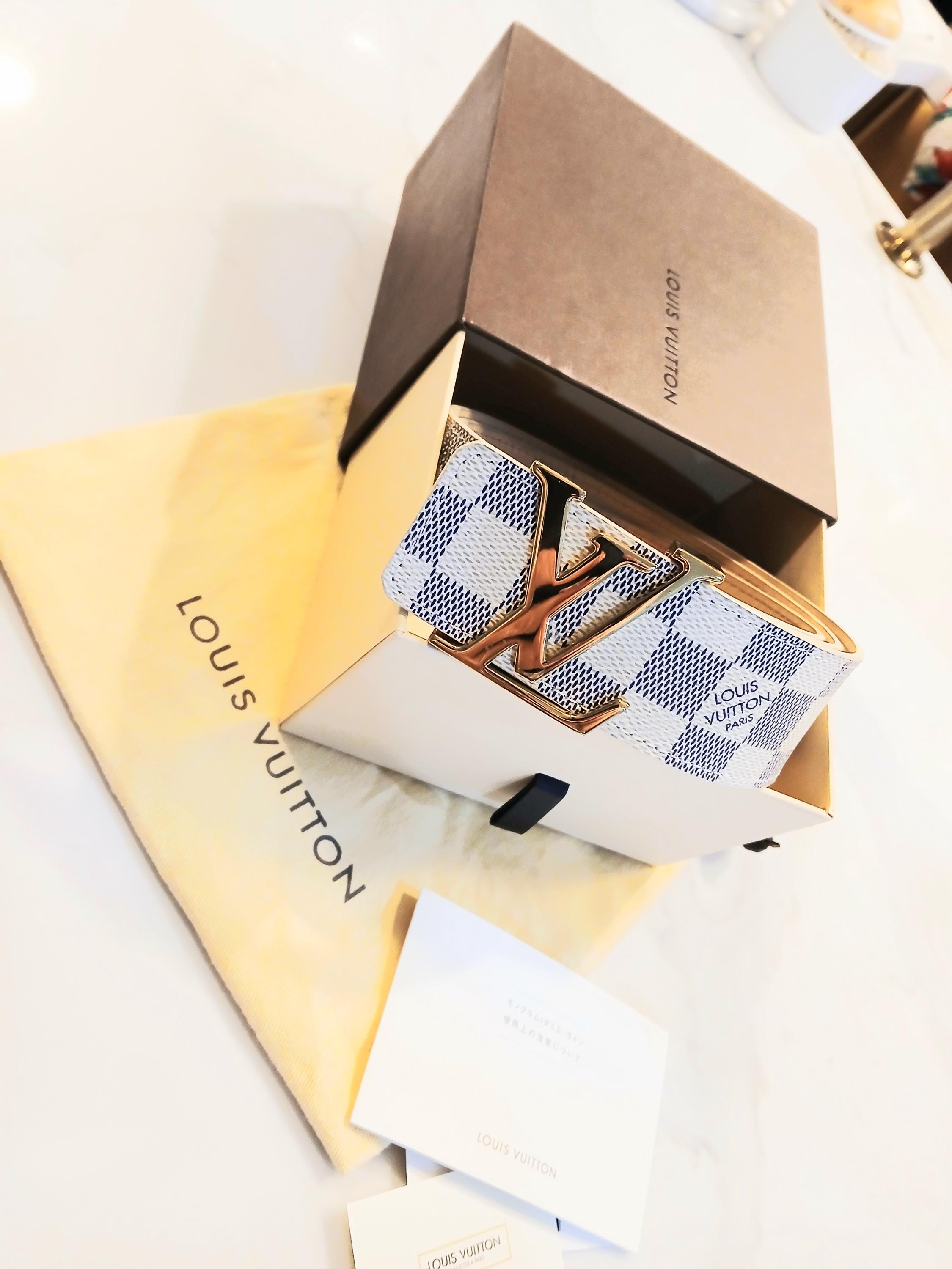 LOUIS VUITTON CURVED BELT SIZE 90 dust bag and box added extra hole Louis Vuitton Belt LV Initiales 40MM Monogram Canvas Brown  main image 3