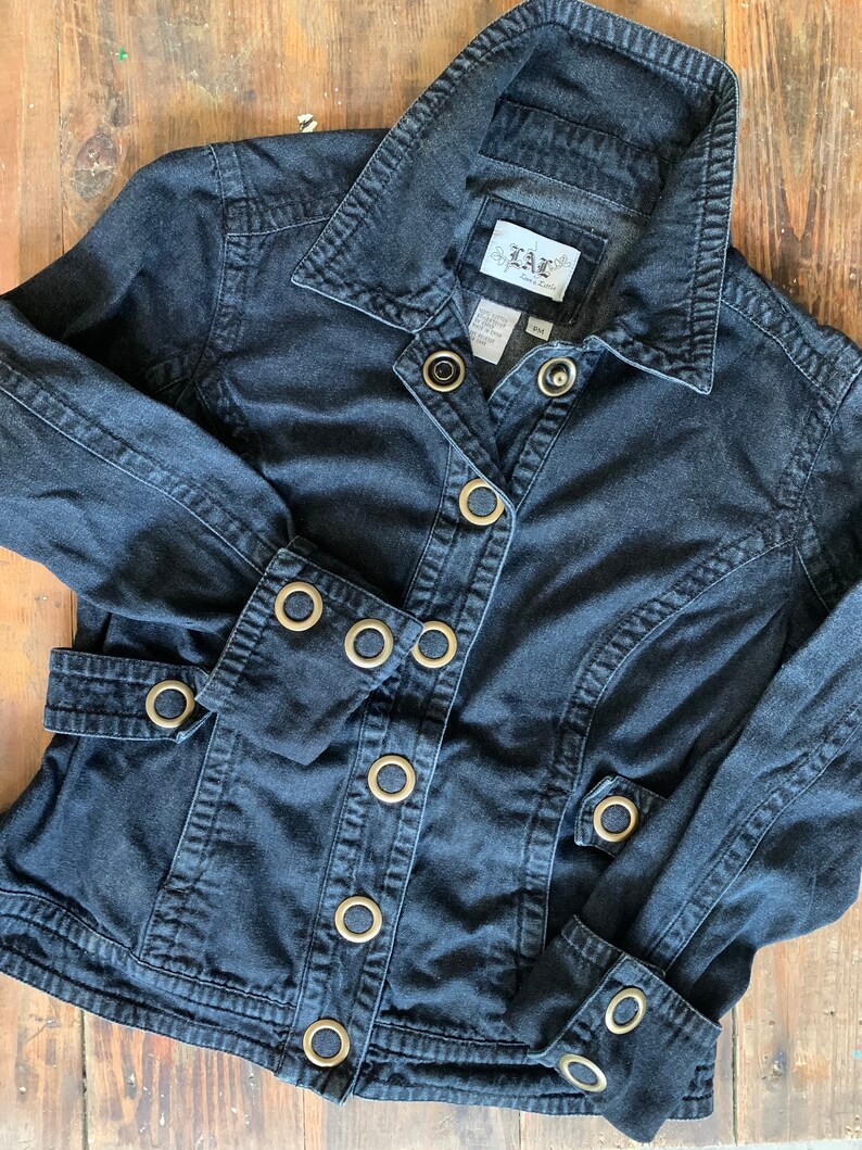 LAL Denim Darkwash Jean Jacket Women\u2019s Size Medium Petite Live A Little Blue Black Bronze oversize oval snap detailing hardware Jacket