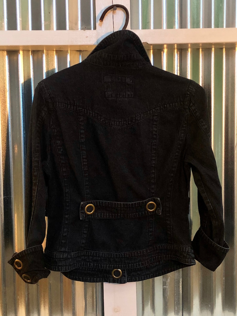 LAL Denim Darkwash Jean Jacket Women\u2019s Size Medium Petite Live A Little Blue Black Bronze oversize oval snap detailing hardware Jacket