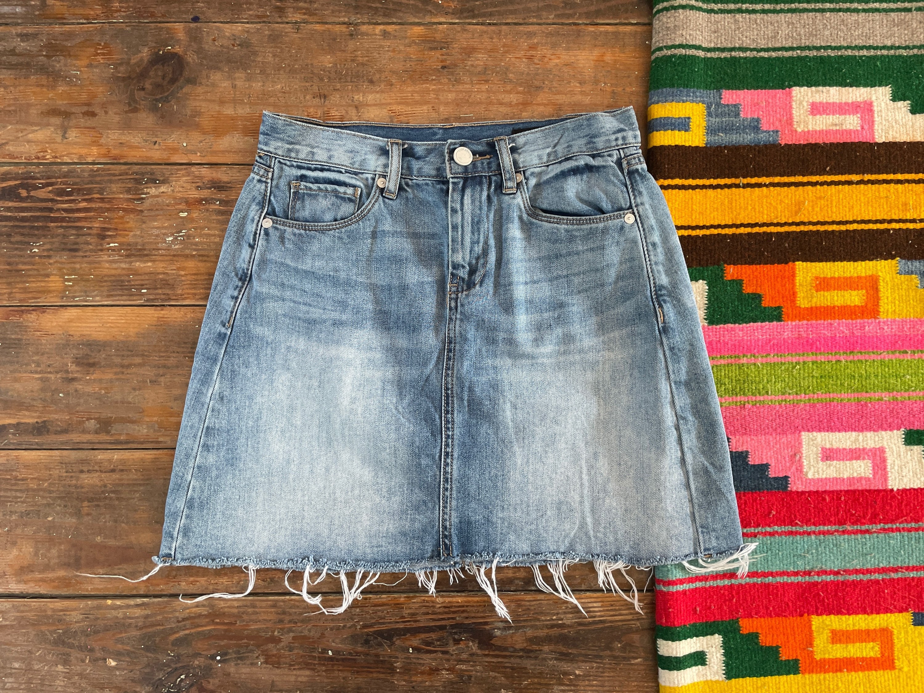 Cutoff denim jean boho mini skirt // Size 25 // Size 0 // Etsy