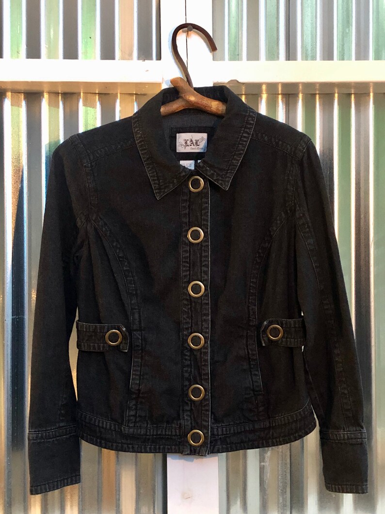 LAL Denim Darkwash Jean Jacket Women\u2019s Size Medium Petite Live A Little Blue Black Bronze oversize oval snap detailing hardware Jacket