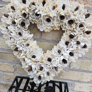 Handcrafted Florida Shell Flower Wreath Decor Heart - Etsy