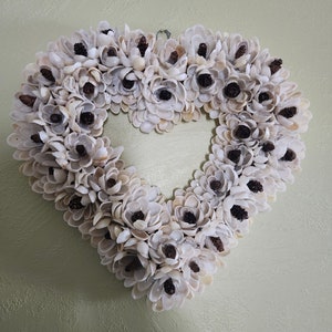 Handcrafted Florida Shell Flower Wreath Decor Heart - Etsy