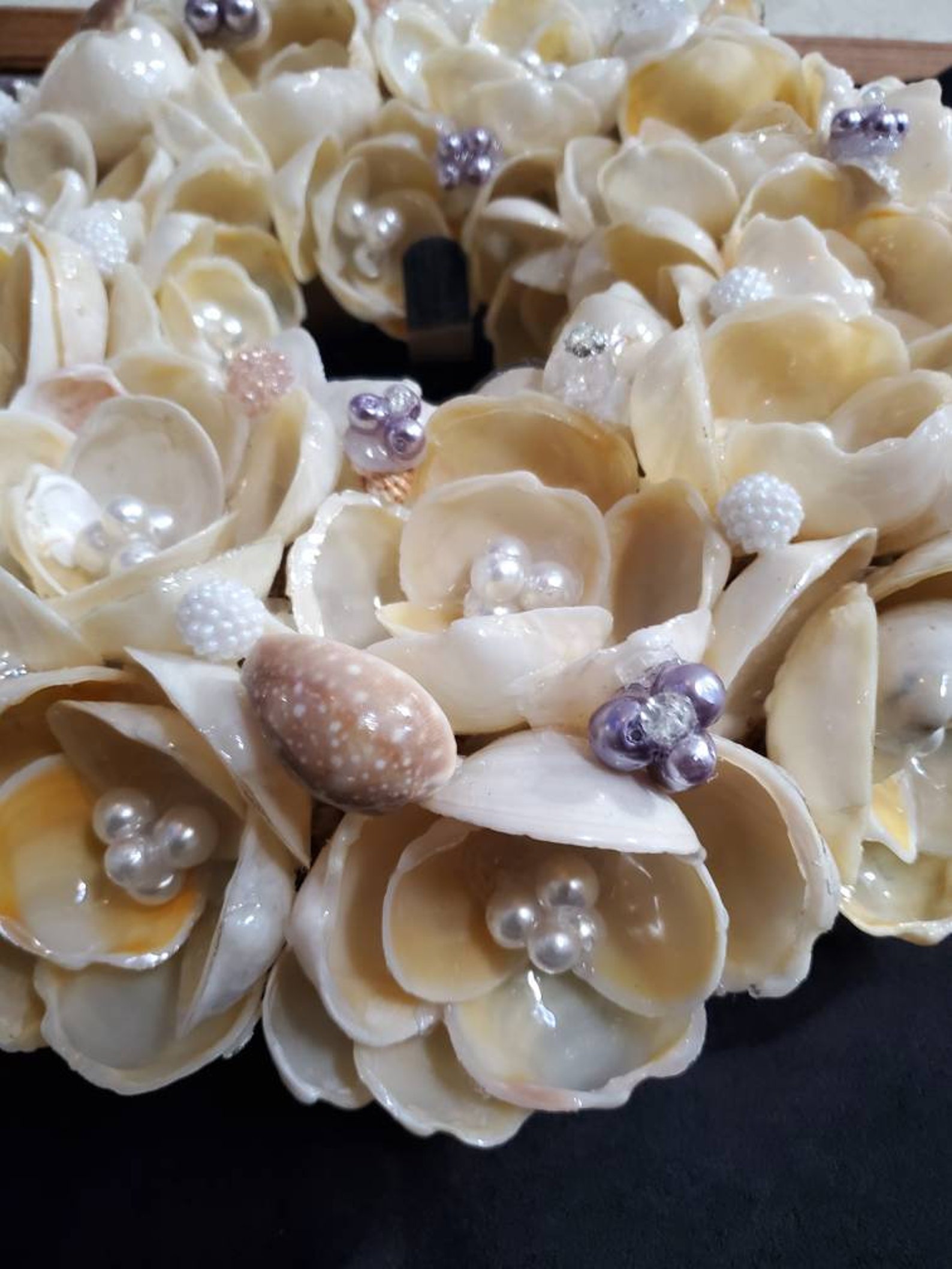 Handcrafted Shell Flower Wreath-centerpiece | Etsy