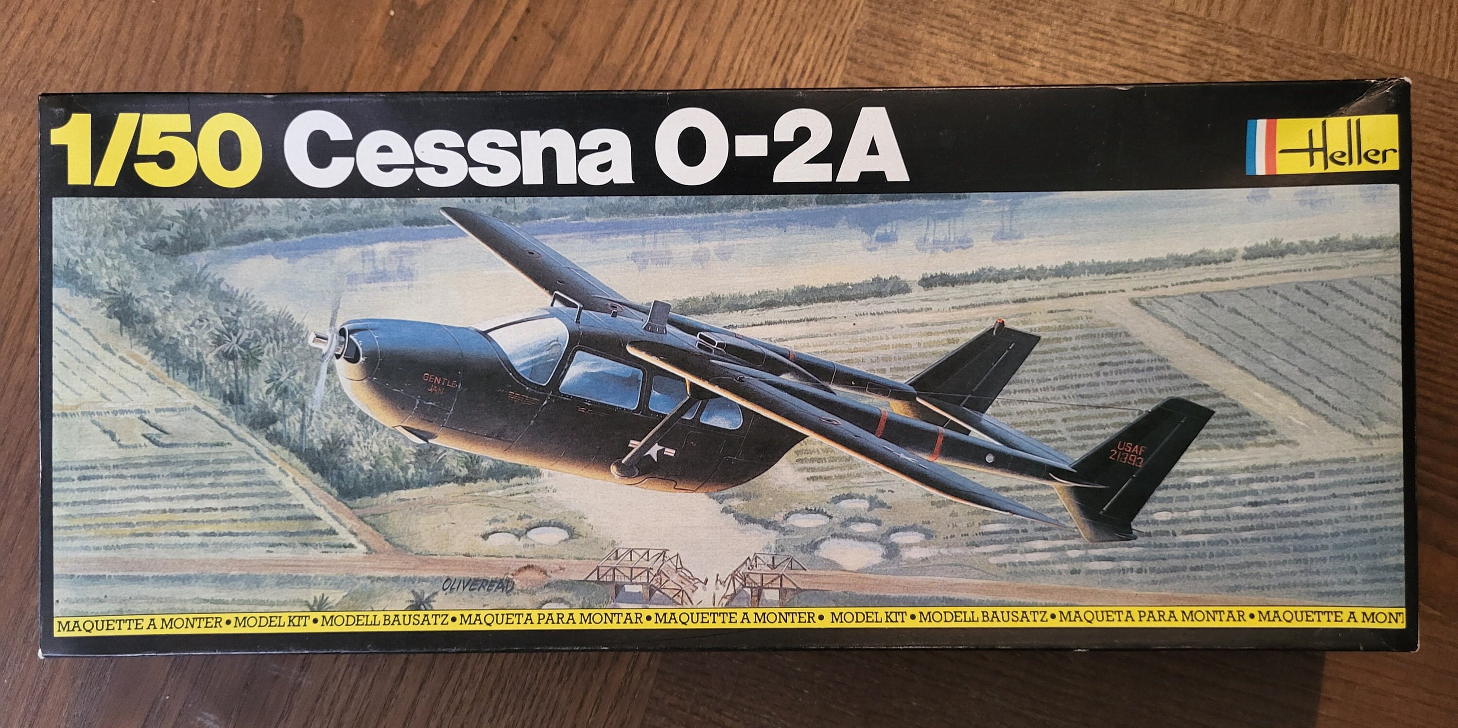 週末限定タイムセール》 Minicraft Cessna 150 with Multiple Marking Options Model Kit%カンマ% 48 Scale 並行輸入品 TIANFENG HERO ミリタリーワッペン