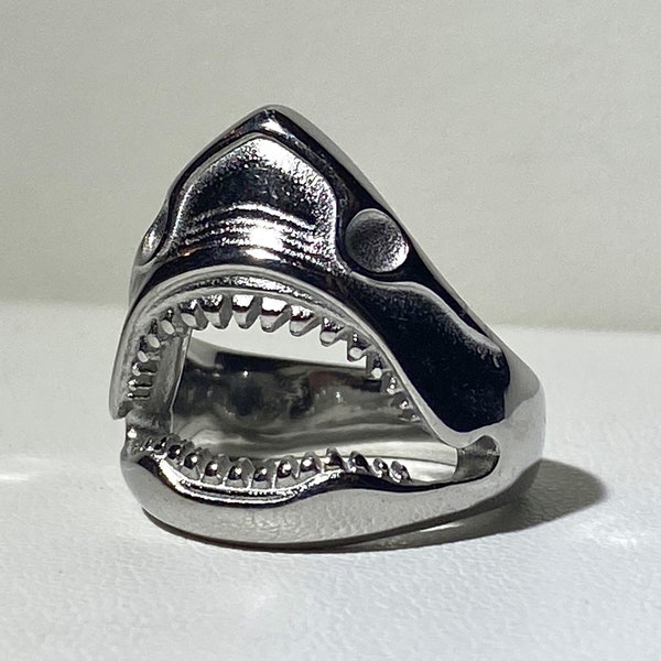 Men's Women's Aggressive Shark Face Bite Fish Biker Carved Signet Punk Square Ring, Silver stainless steel, Designer Ring, Shark Teeth Ring