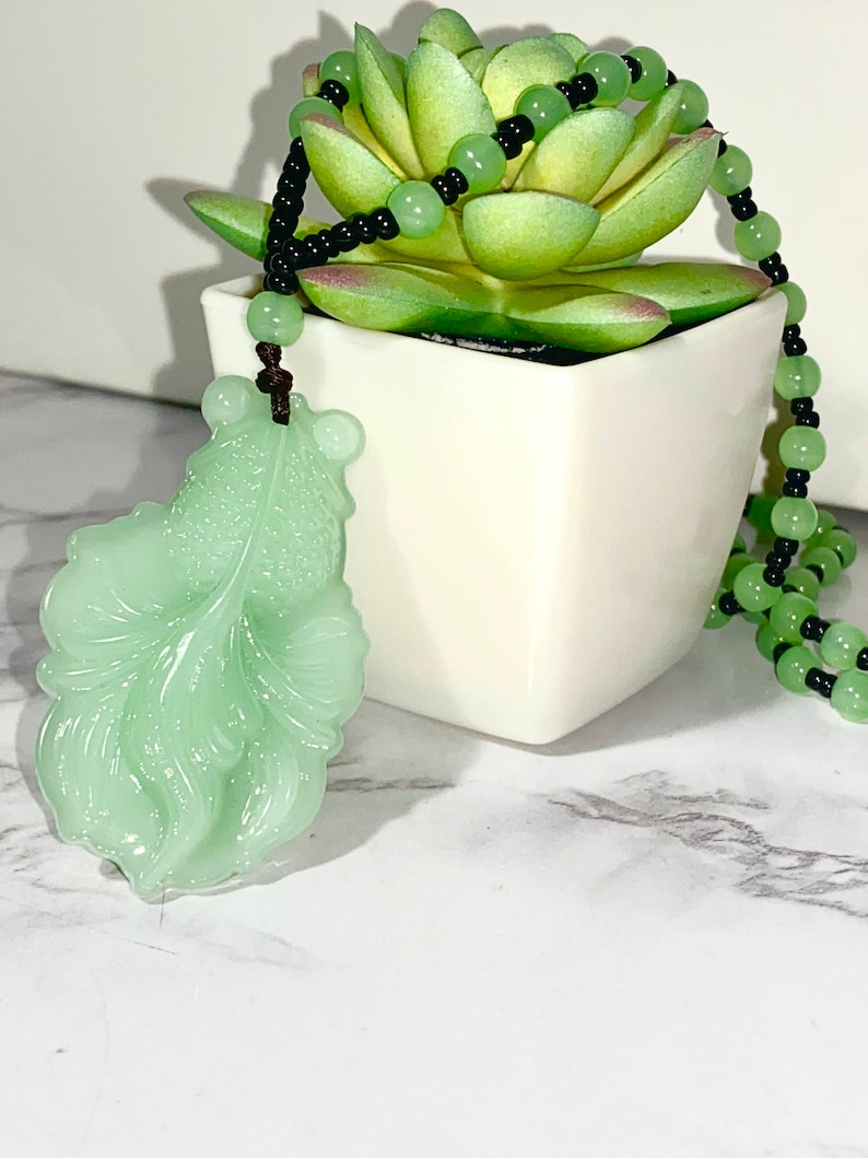 Mens Real Green Jade Turquoise Green White Gemstone Gold Fish Water Animal Elegant Obsidian carved Lucky Protection Pendant Bead Necklace