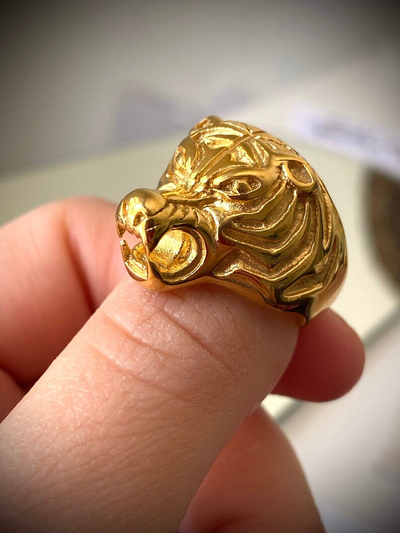 Designer Signet Ring Warranty Every Day Wear Men/'s Women/'s Tiger Ring,14k Gold 5X layered stainless steel Unisex Sizes Ring,Gift for him