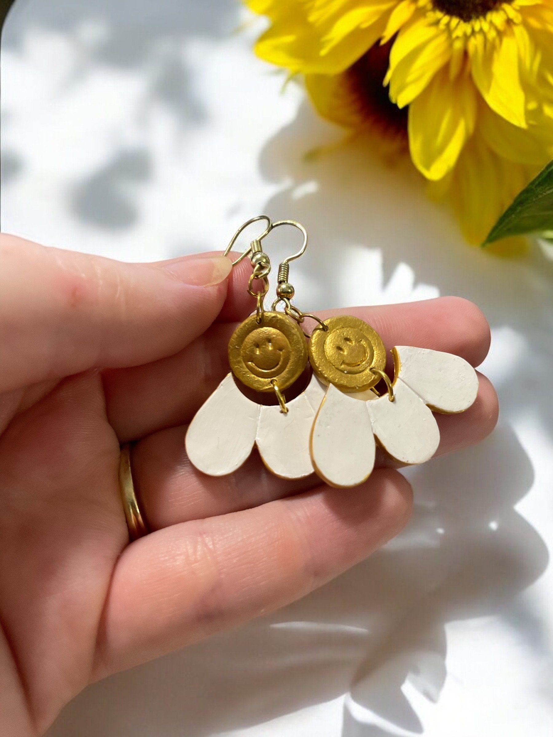 Boucles D'oreilles Paparazzi Vintage - Pendantes Fleur Jaune - Modèle Rare Et Difficile à Trouver - Neuf Avec étiquettes