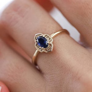 14K Gold Navy Sapphire Ring: Gothic Vintage Style Wedding Band