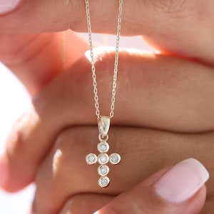 14k Real Gold Diamond Small Cross Necklace,Round Cross Necklace,Gold Diamond Necklace,Gold Religious Necklace, Christian Faith Necklace