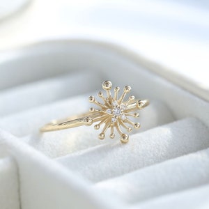 14K Gold Diamond Star Ring, Minimal Stackable Ring, Celestial Jewelry ...