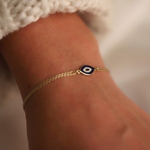 14K Gold Mini Enamel Evil Eye Bracelet, Dainty Stacking Bracelet, Gift for Her, Everyday Jewelry, Minimalist Cable Chain, Good Luck