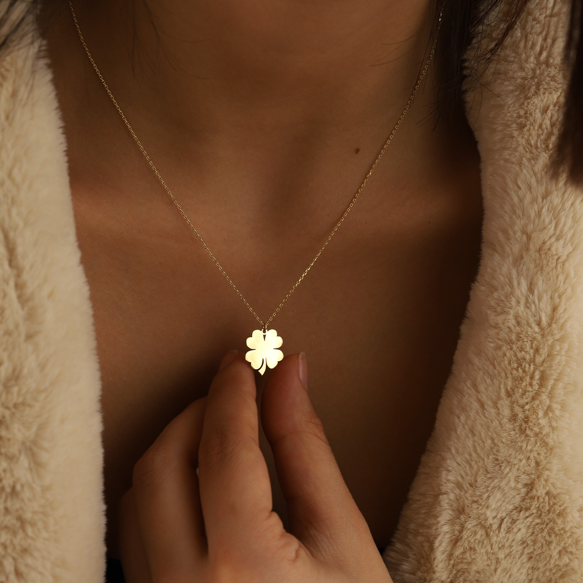 【SURGERY】l cloverlink necklace SURGERY : 써저리] surgery metal cloverlink necklace - SAMPLAS