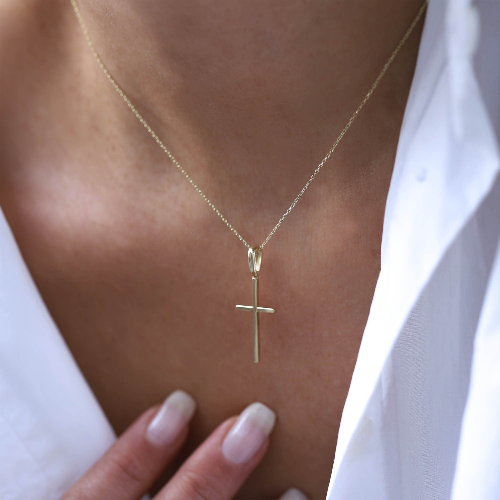 Pendentif Croix En Or Jaune 14 Carats (585) – 28 Mm – Mat – Unisexe – Geno Schmuck