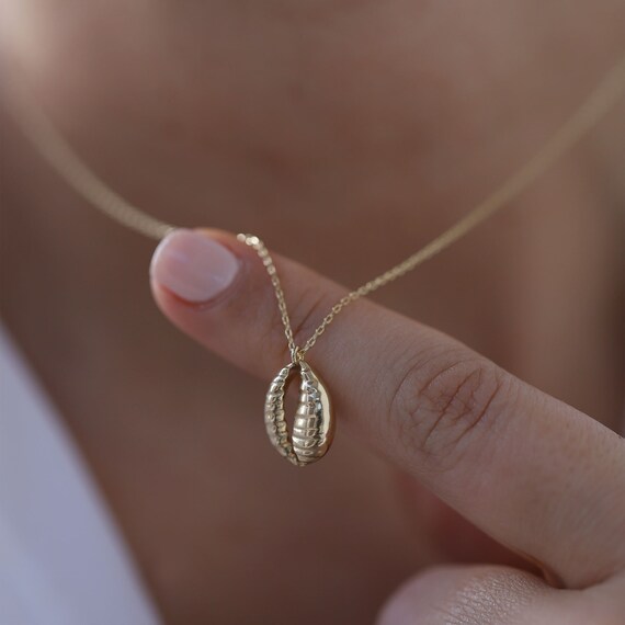 Collana Donna Con Conchiglia Dorata – Ciondolo Elegante In Acciaio Inox, Accessorio Estivo Ipoallergenico