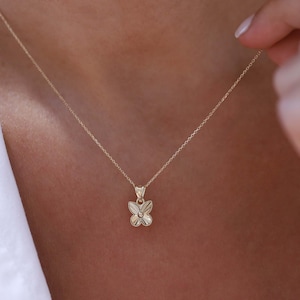 14k Gold Flower Necklace: Handmade Minimalist Floral Pendant