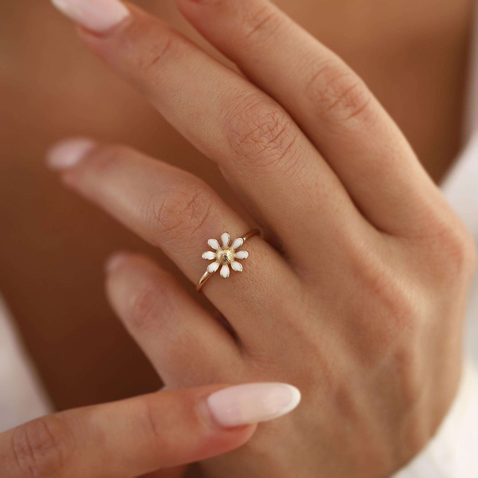 ★daisy★♡14kgf 14K Gold Diamond Daisy Flower Threadless End – Umanative
