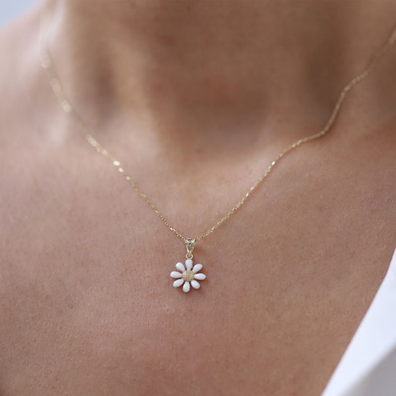 ★daisy★✾14kgf Amazon.com: KECHO 14k Gold Daisy Necklace for Women Solid