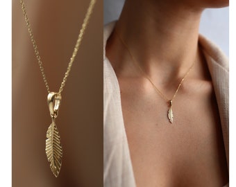 Gold Feather Necklace - Etsy