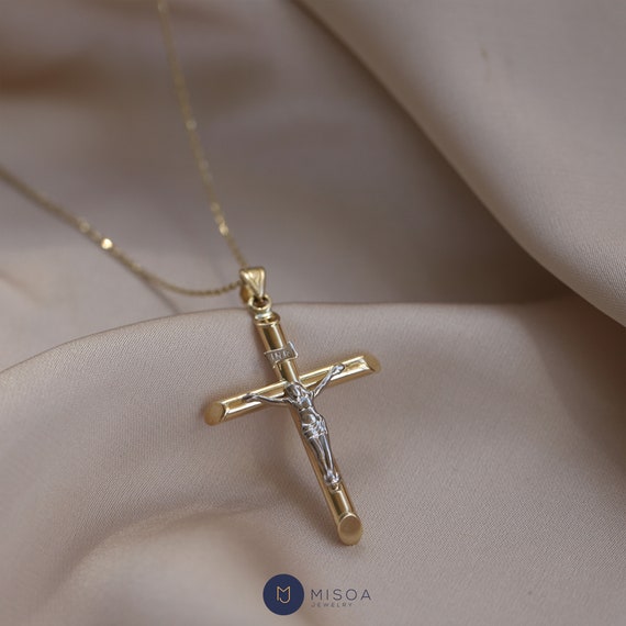 Gold chain 2024 and cross pendant
