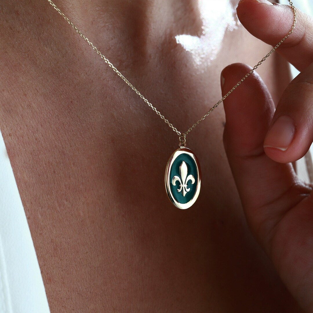 Gold Fleur De Lys Pendant, 14K Gold Medallion, Fleur De Lis Necklace ...