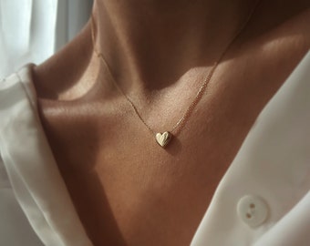 14K Gold Herz Halskette, Echtes Gold, Mini 3D Herz Anhänger, Liebeskette, Layering Halskette, Minimalistischer Schmuck, Geschenk für Sie, Valentinstag