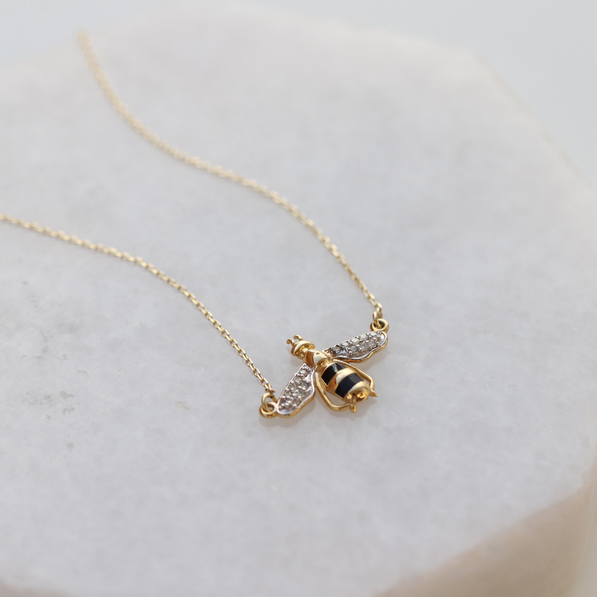 Bumble bee chain Clearance