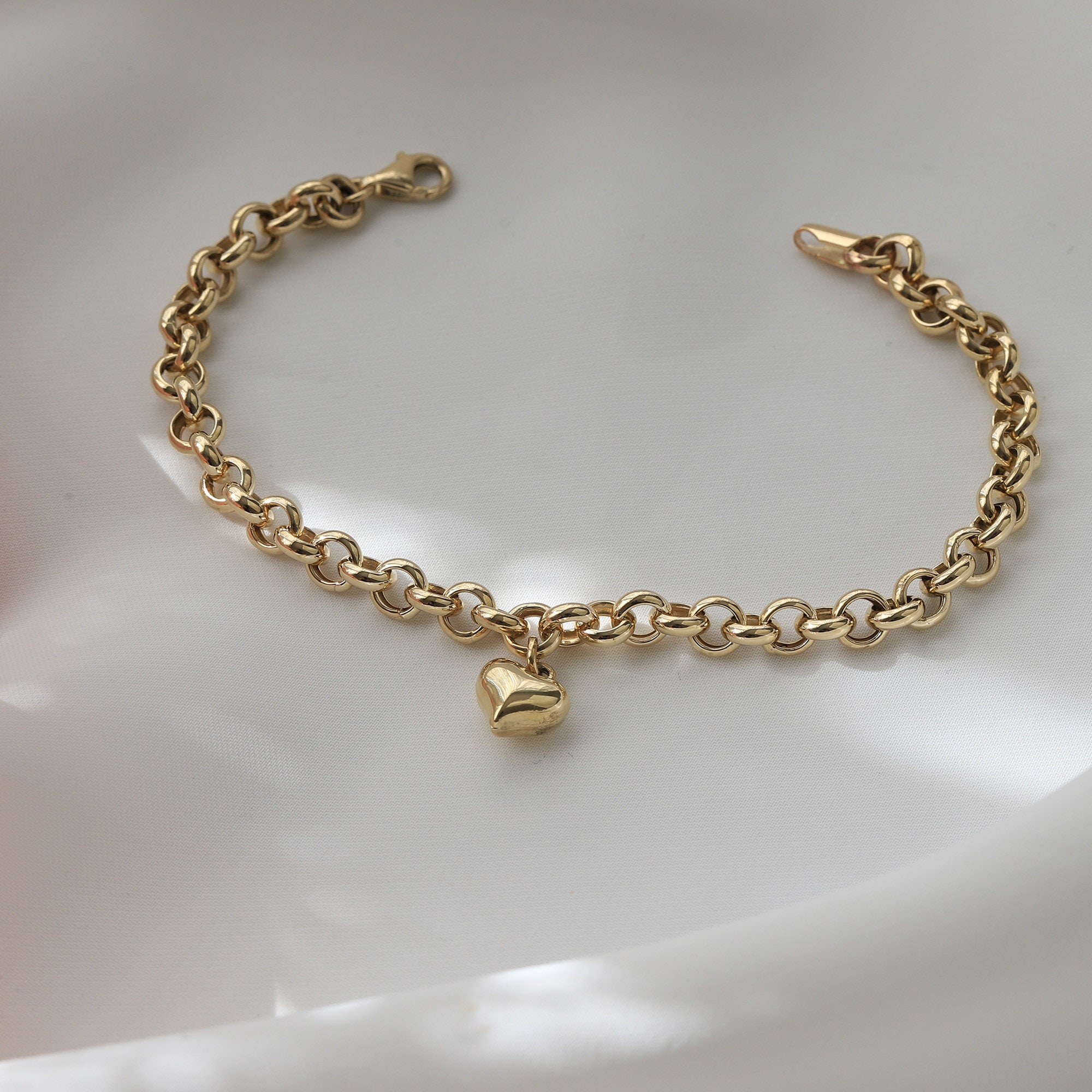 Gold Heart Charm Bracelet 14k Gold Rolo Chain Love Bracelet - Etsy