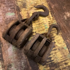 Rustic Double Barn Pulley