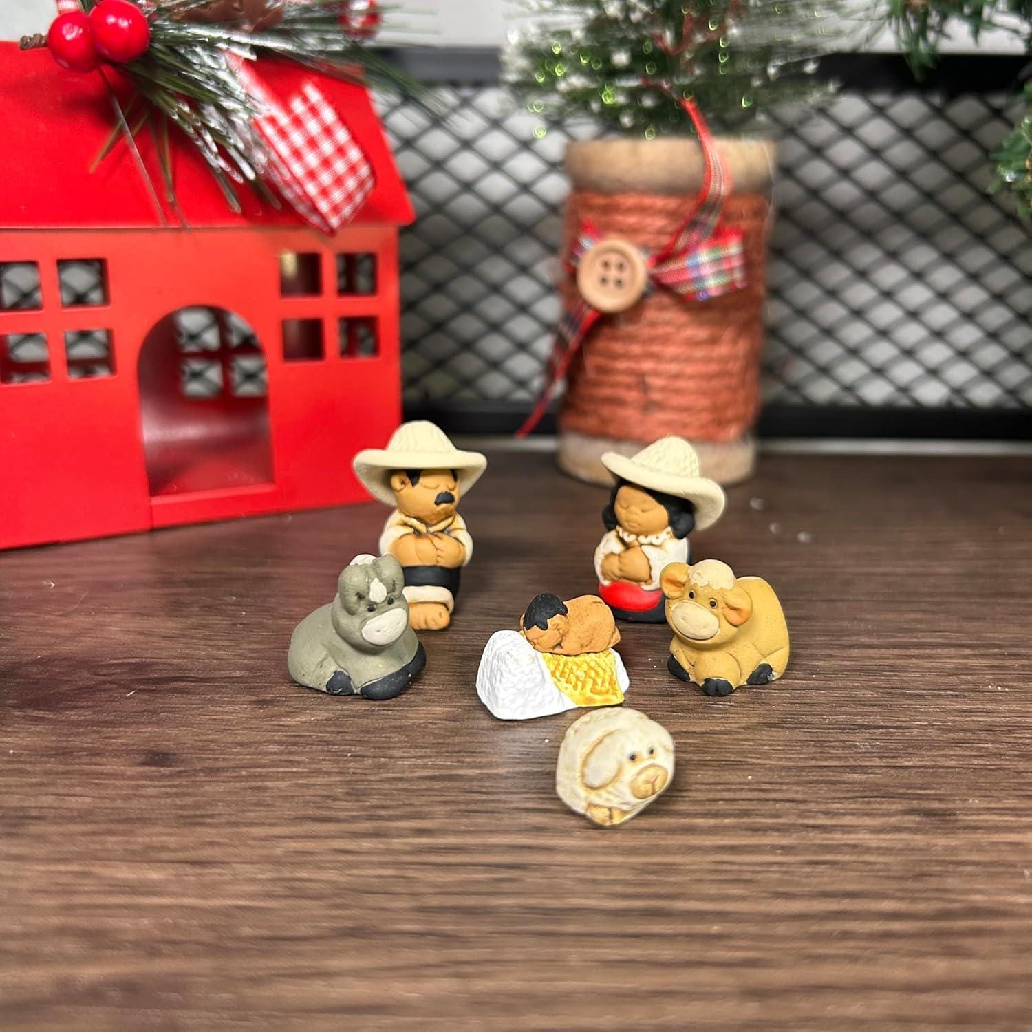 Mexican Nativity Scene 6 pcs, Christmas Decoration Nativity Scene, small indoor figurines, Holy Family