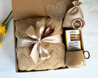 Sending Hugs Gift Box For Her, Birthday Gift, Self-Care, Comfort Care Package For Women, Sending Hugs And Love, Sympathy Gift