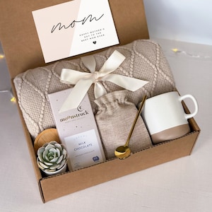 Happy Mother's Day Gift Box with Blanket, Mug and Succulent , Gift for Mom, Mother's Day Gift Basket, Gift Box for Women, Gift for Her