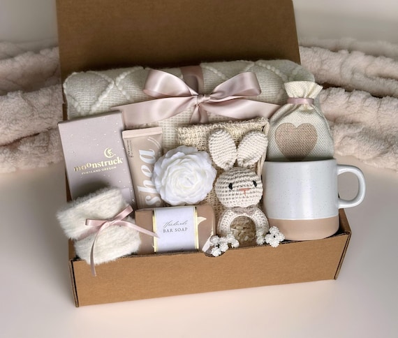 New Mom Care Package Gift Set For Baby Boys – 8-Piece Postpartum Gift Basket With Glass Cup, Bunny Lovey & More