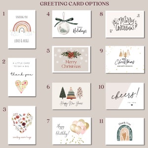 Puede incluir: Una colecci&oacute;n de tarjetas de felicitaci&oacute;n con varios dise&ntilde;os. Las tarjetas presentan ilustraciones de arco&iacute;ris, corazones, &aacute;rboles de Navidad y globos. El texto incluye "Sending You Love & Hugs", "Thank You", "Merry Christmas" y "Happy Birthday!"