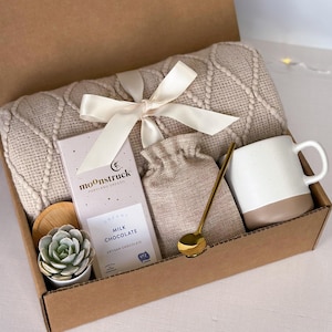 Cozy Fall Gift Boxes Care Package For Her, Birthday Gift Basket, Get Well Soon Gift, Hygge Gift Box, Thinking Of You Gift, Self Care Package BEIGE BLANKET